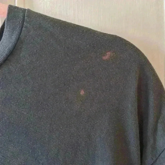 Apple Class of 2017 Intern Exclusive Shirt - Picture 2 of 4